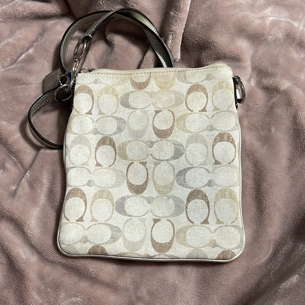 White Coach - Picture 2 of 3